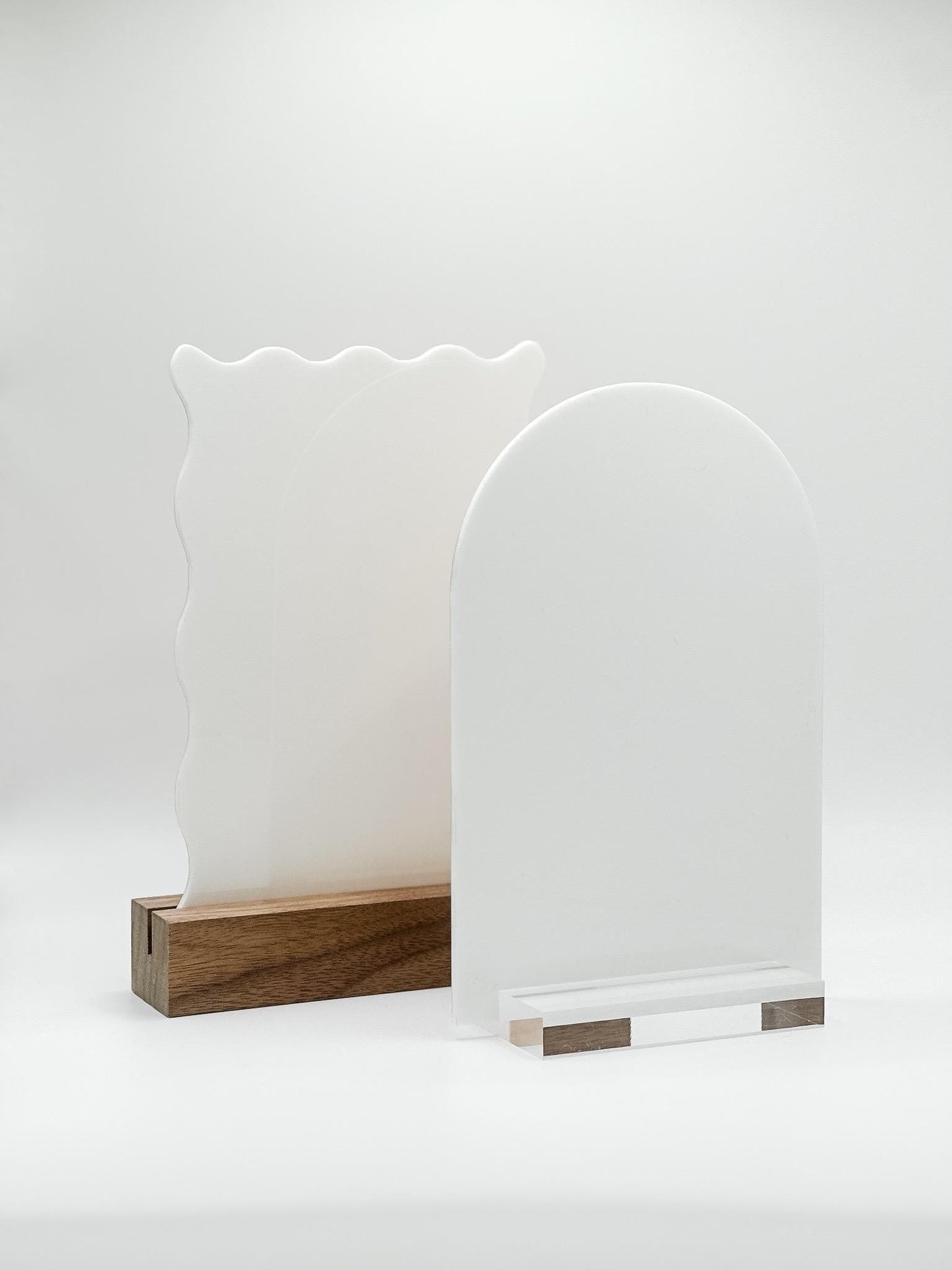 White Wavy Ripple Blank Acrylic Table Numbers