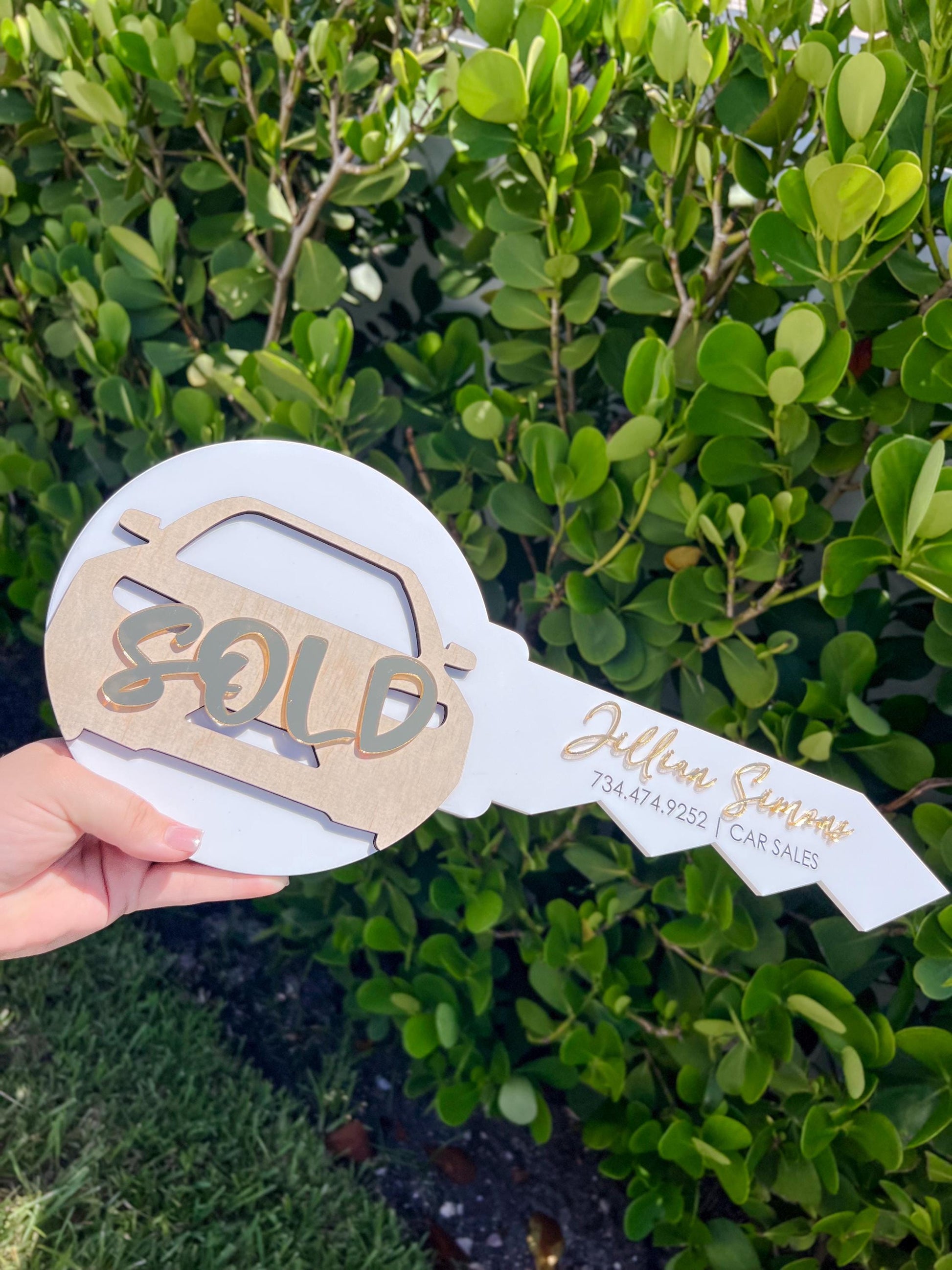 Personalized Car Sales Key Sign: Acrylic & Wood Closing Prop