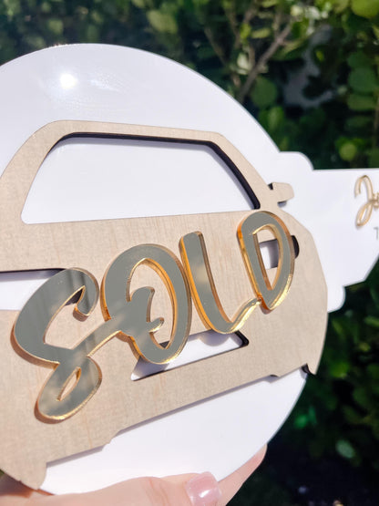 Personalized Car Sales Key Sign: Acrylic & Wood Closing Prop