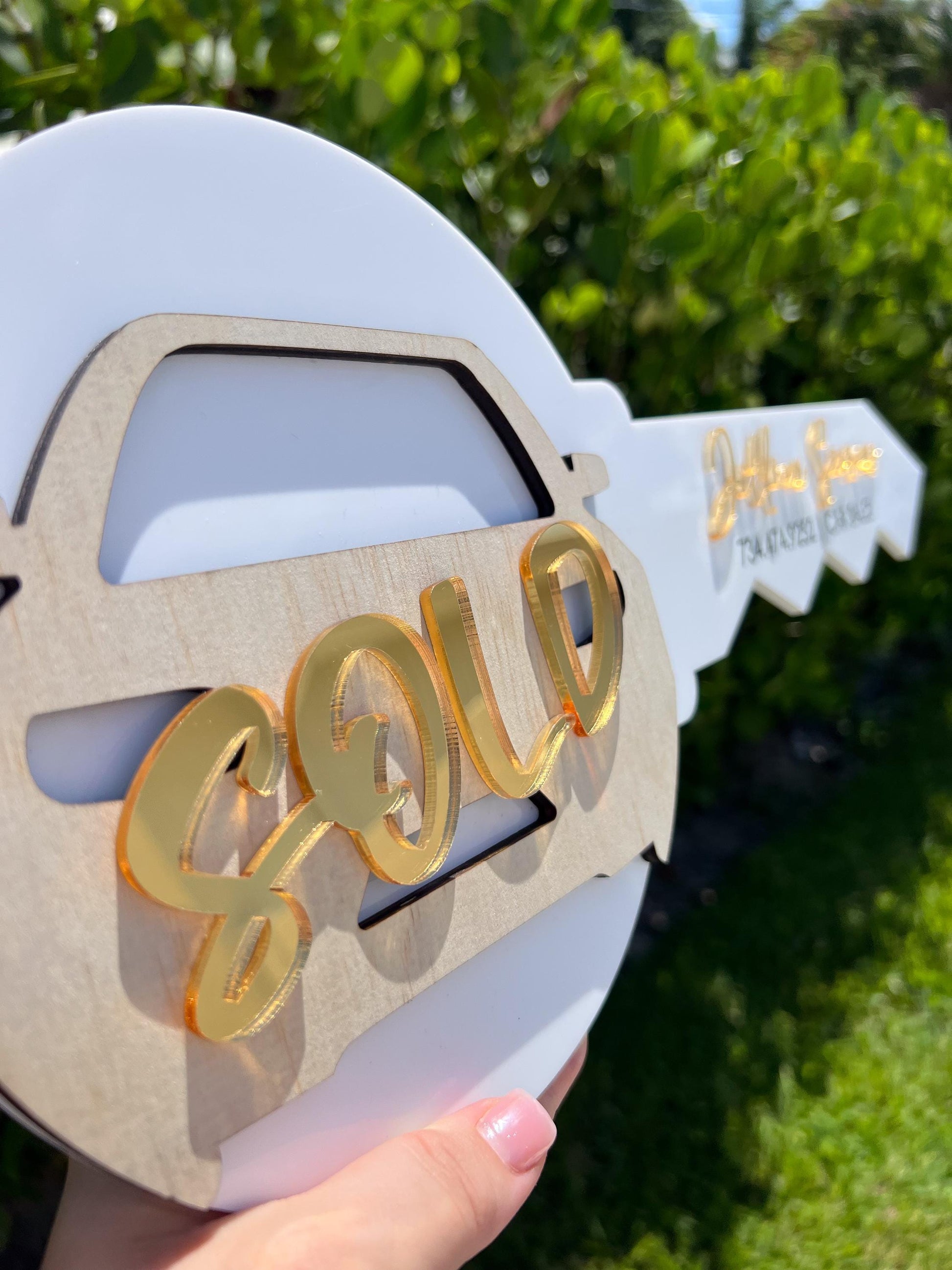 Personalized Car Sales Key Sign: Acrylic & Wood Closing Prop