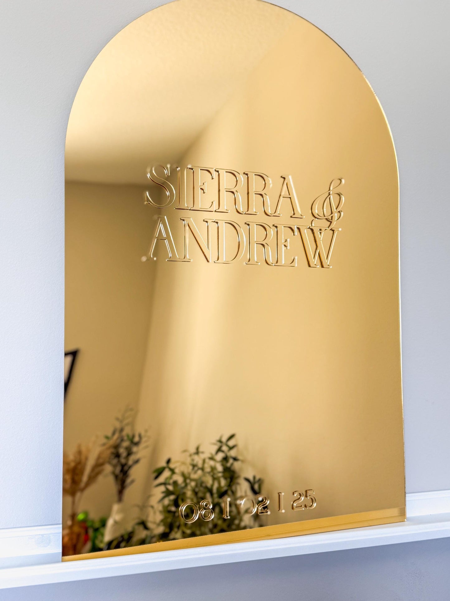 Elegant Gold Mirror Wedding Welcome Sign | Personalized Name and Date | Wedding Gift | Bridal Shower Gift| Modern Mirror Keepsake