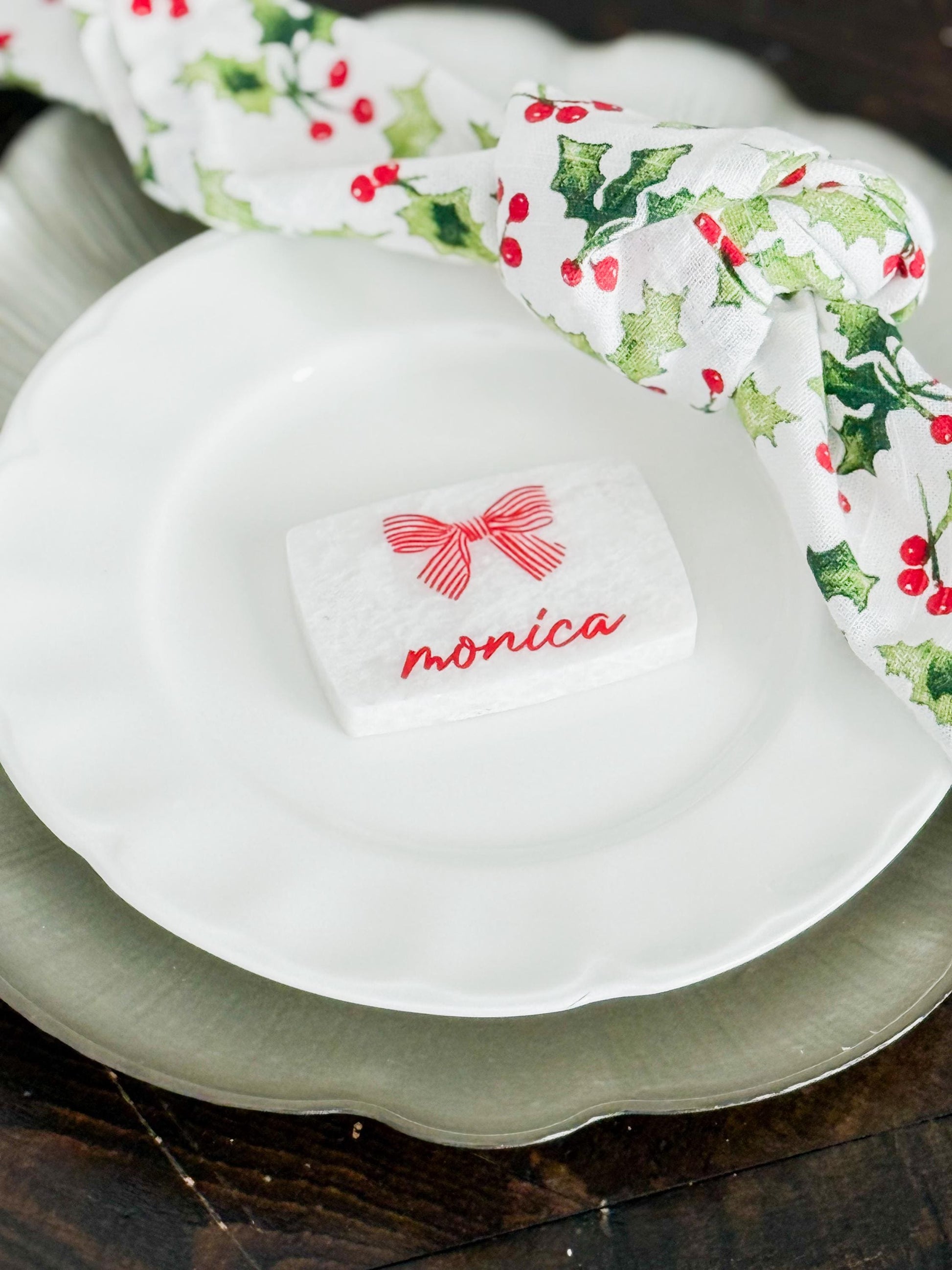 Custom Marble Christmas Place Cards – Personalized Name Tags – Elegant Holiday Table Setting – Luxe Lines Designs